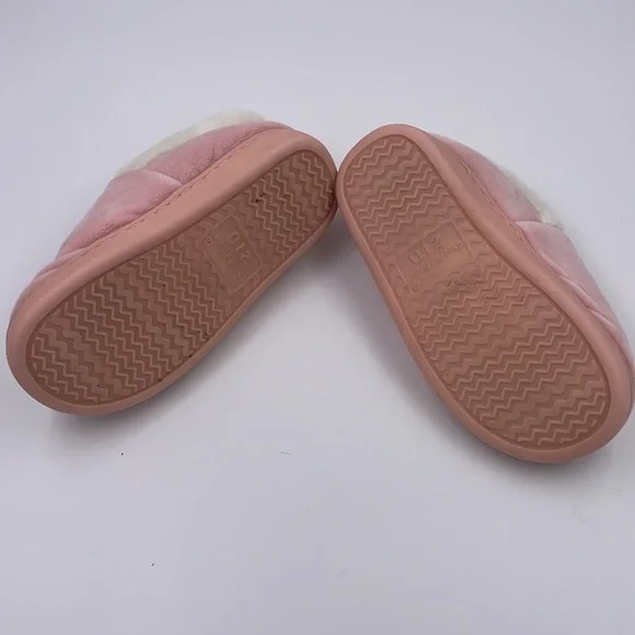 SOLD - Girls pajamas. 11 pieces. Size 6/6X - Picture 10 of 10